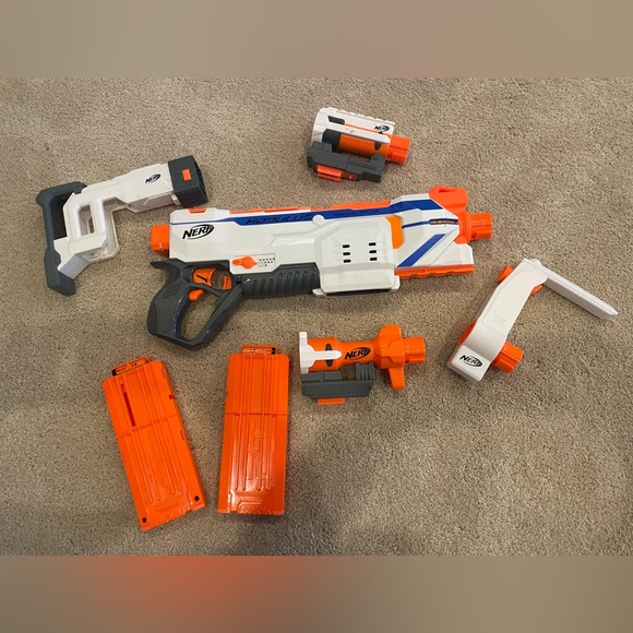 Nerf Modulus Regulator blaster, foam bullets included! - Picture 5 of 6